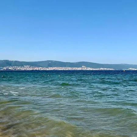 Esperanza アパート